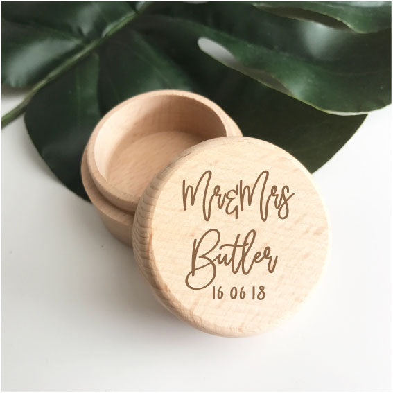 Ring Box - Mr & Mrs 2