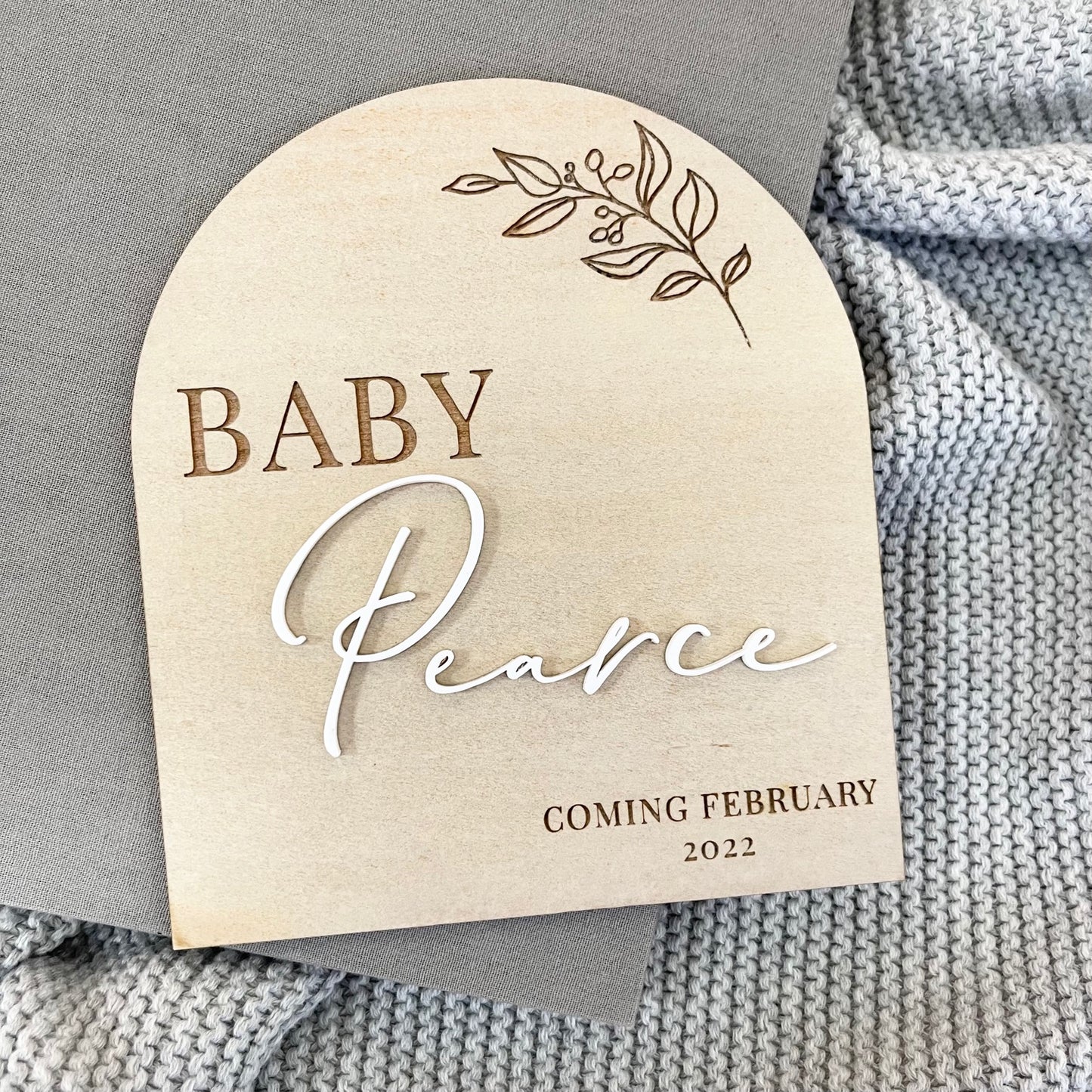 Baby Announcement Plaque - Arch